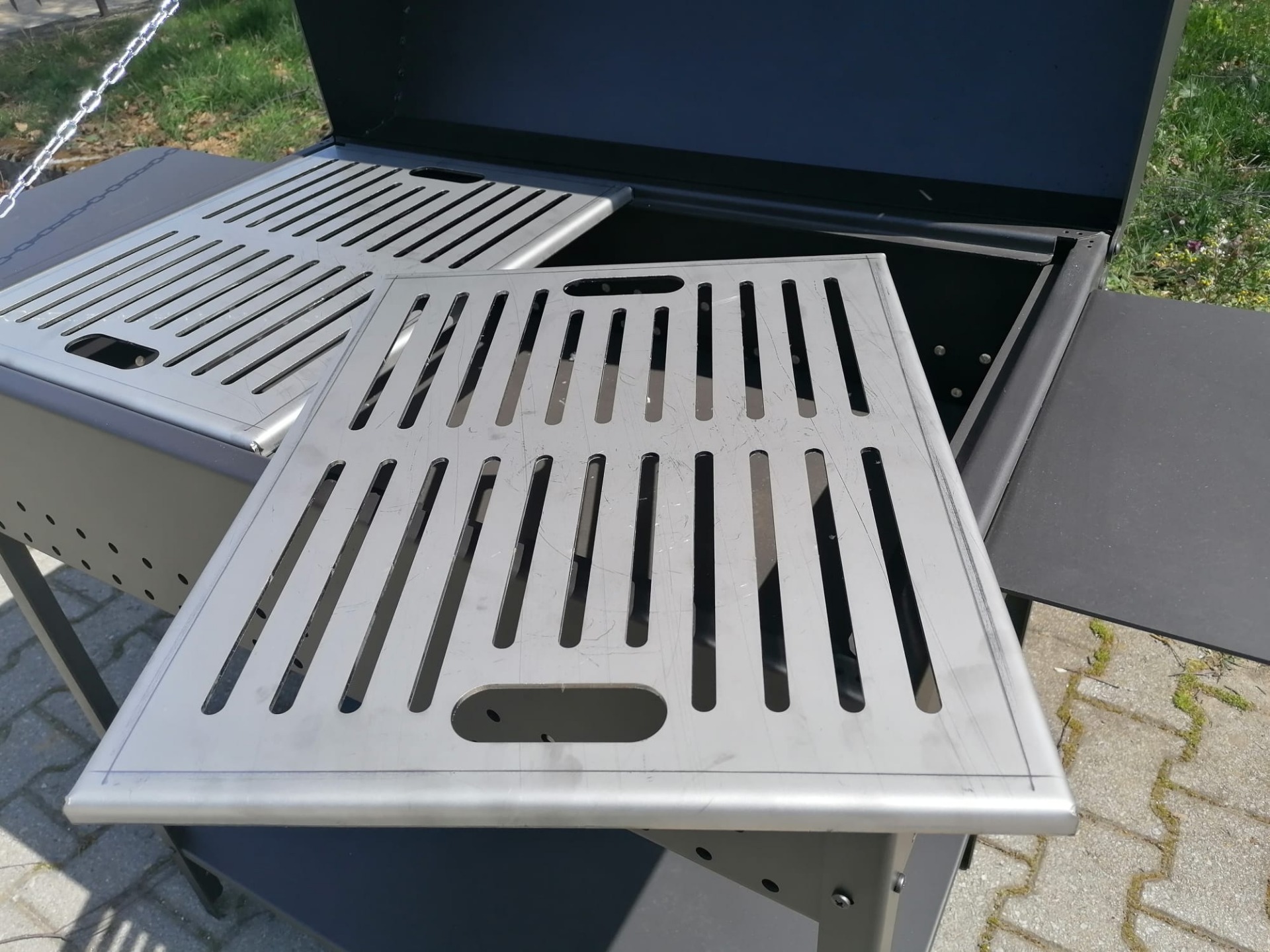 Piastre Di Tuning Per Affumicatore A Carbone Compatibili Con Oklahoma Joe's - Set Da 7 Deflettori In Acciaio Pesante Per Una Distribuzione Del Calore Perfetta